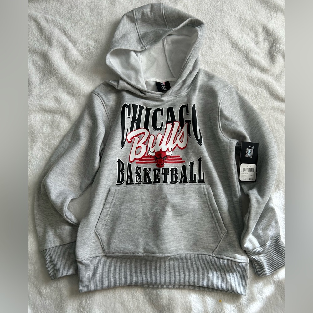 Boys Chicago Bulls size 10-12